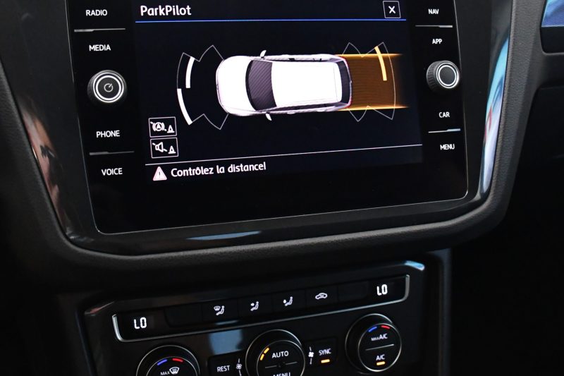 Volkswagen Tiguan R-Line Carat 2.0 TDI 190 DSG 4Motion GPS Virtual Attelage Front Lane Alcantara JA 19 – photo 19