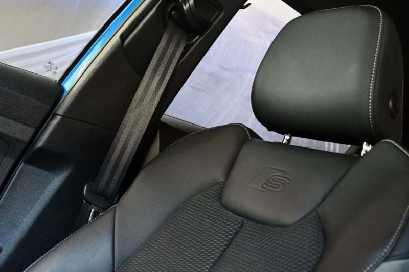 Audi A1 Sportback S-Line 35 TFSI 150 S-Tronic GPS Virtual ACC Car Play Caméra Induction Pré Sense Lane LED JA 18 Audi Sport Bleu TURBO – photo 25
