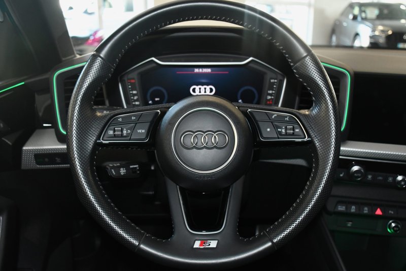 Audi A1 Sportback S-Line 40 TFSI 200 S-Tronic GPS ACC Caméra Pré Sense Drive Cuir Alcantara Lane JA 17 Vert Tioman – photo 29
