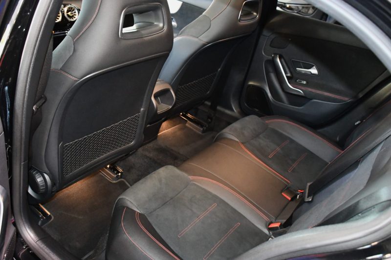 Mercedes Benz Classe A 220 AMG Line BVA GPS Pro TO M-Bux Lumière D’ambiance LED Car Play Caméra Freinage JA 18 – photo 15