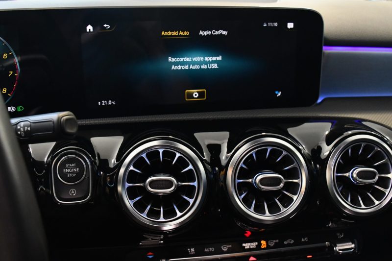Mercedes Benz Classe A 220 AMG Line BVA GPS Pro TO M-Bux Lumière D’ambiance LED Car Play Caméra Freinage JA 18 – photo 27