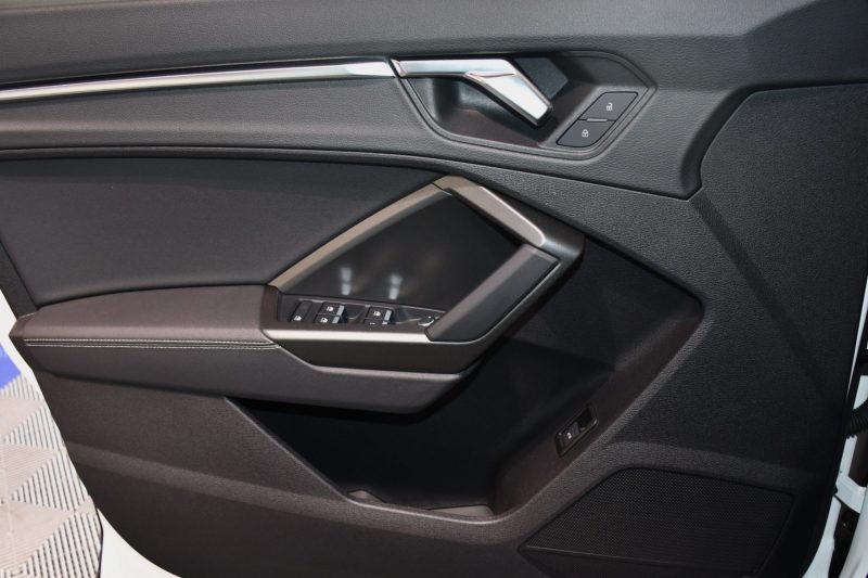 Audi Q3 Sportback S-Line 35 TDI 150 S-Tronic GPS Virtual Hayon Pré Sense Car Play Caméra Lane Efficience JA 19 – photo 18