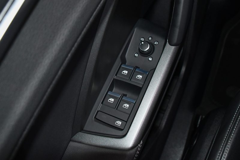 Audi Q3 Sportback S-Line 35 TDI 150 S-Tronic GPS Virtual Hayon Pré Sense Car Play Caméra Lane Efficience JA 19 – photo 19