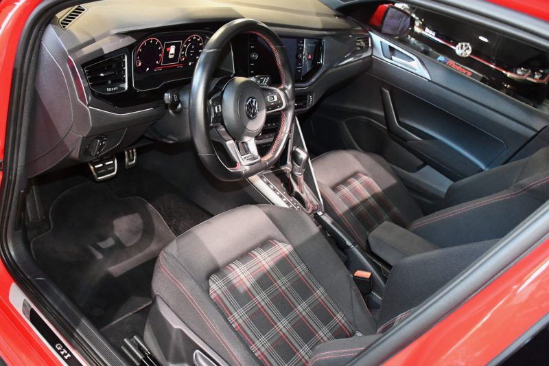 Volkswagen Polo GTI 2.0 TSI 200 DSG GPS Virtual TO ACC Car Play Parc Assist Front Mode JA 18 – photo 4