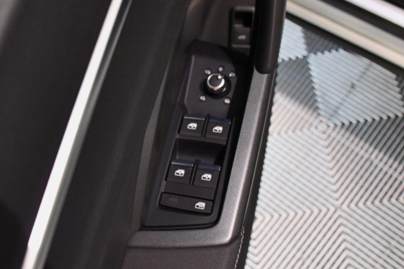 Audi Q3 Sportback S-Line 35 TDI 150 S-Tronic GPS Virtual Caméra Car Play Pré Sense Hayon Efficience JA 19 – photo 20