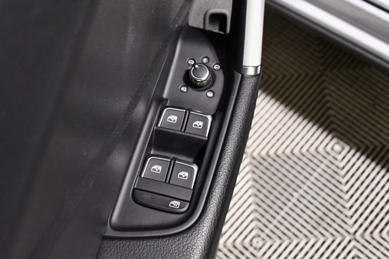 Audi Q2 Sport 35 TFSI 150 S-Tronic GPS Virtual Cuir Caméra ACC Pré Sense Car Play LED Hayon JA 17 – photo 11