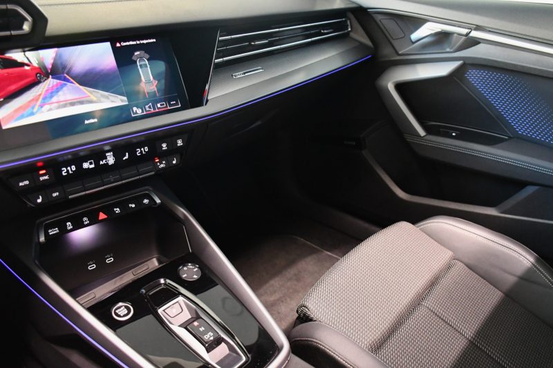 Audi A3 Sportback S-Line 35 TDI 150 S-Tronic Car Play Virtual TO ACC Caméra SONOS Parc Assist Lane Lumière D’ambiance JA 18 Garantie AUDI – photo 27