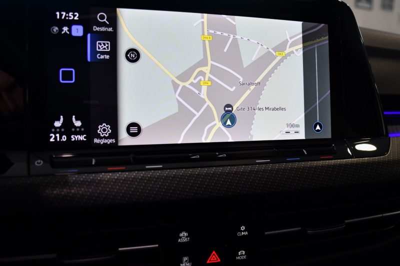 Volkswagen Golf 8 R-Line 1.5 eTSI 150 DSG GPS Virtual Caméra TO IQ Light Harman Kardon Mode Car Play Lane Front JA 18 – photo 30