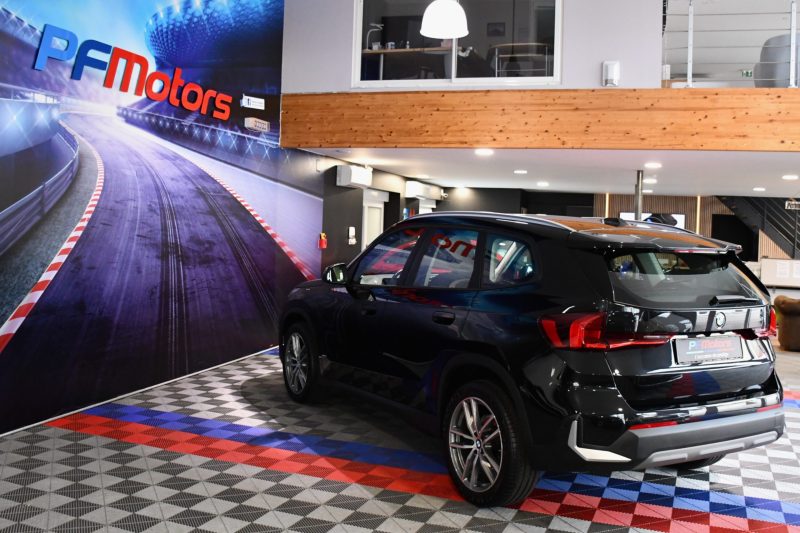 BMW X1 18d S-Drive 2.0 136 BVA7 X-Line GPS Virtual Hayon Attelage Caméra LED Limiteur JA 19 M-Sport – photo 35