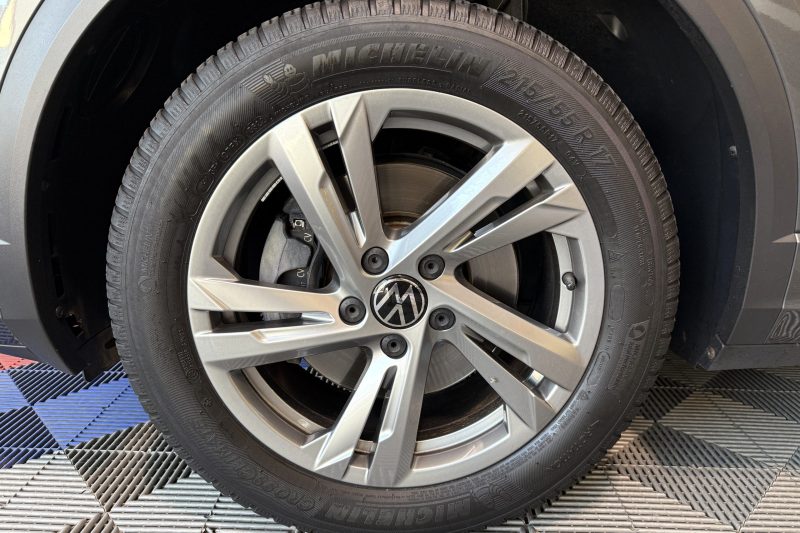 Volkswagen T-Roc R-Line 2.0 TDI 150 DSG GPS Virtual Caméra IQ Light Clim Bi-zone Car Play ACC Front Lane JA 17 Garantie Volkswagen 11/2027 ou 100.000 km – photo 3