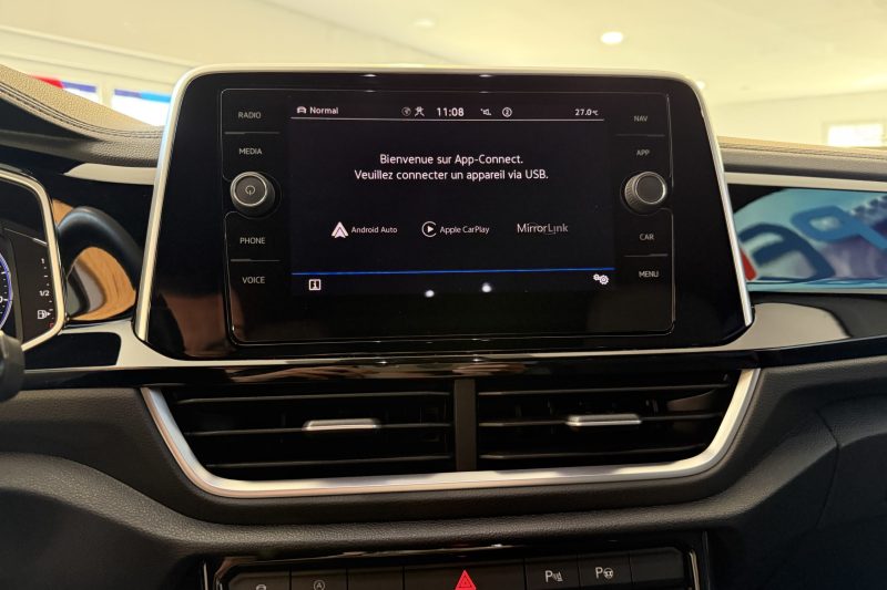 Volkswagen T-Roc R-Line 2.0 TDI 150 DSG GPS Virtual Caméra IQ Light Clim Bi-zone Car Play ACC Front Lane JA 17 Garantie Volkswagen 11/2027 ou 100.000 km – photo 17